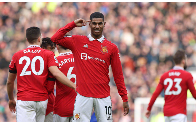 多位球员因 多位球员因